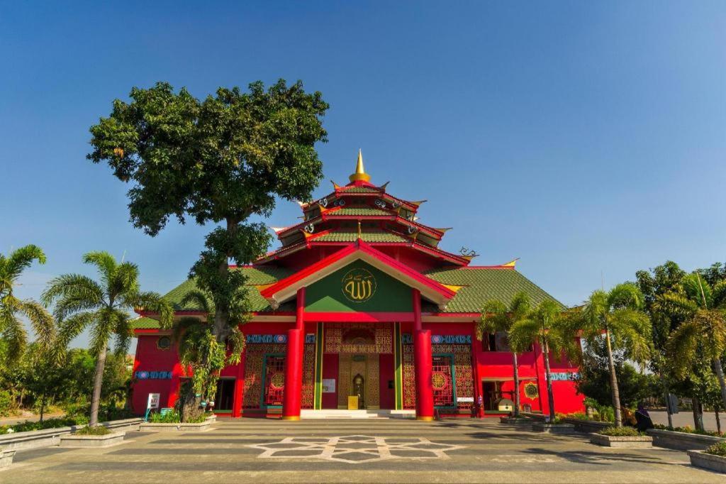 Hotel Sulawesi Gorontalo Surabaya Bagian luar foto
