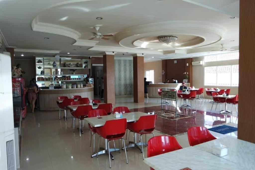 Hotel Sulawesi Gorontalo Surabaya Bagian luar foto