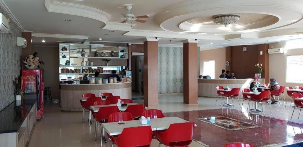 Hotel Sulawesi Gorontalo Surabaya Bagian luar foto