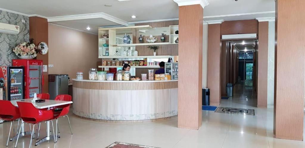 Hotel Sulawesi Gorontalo Surabaya Bagian luar foto