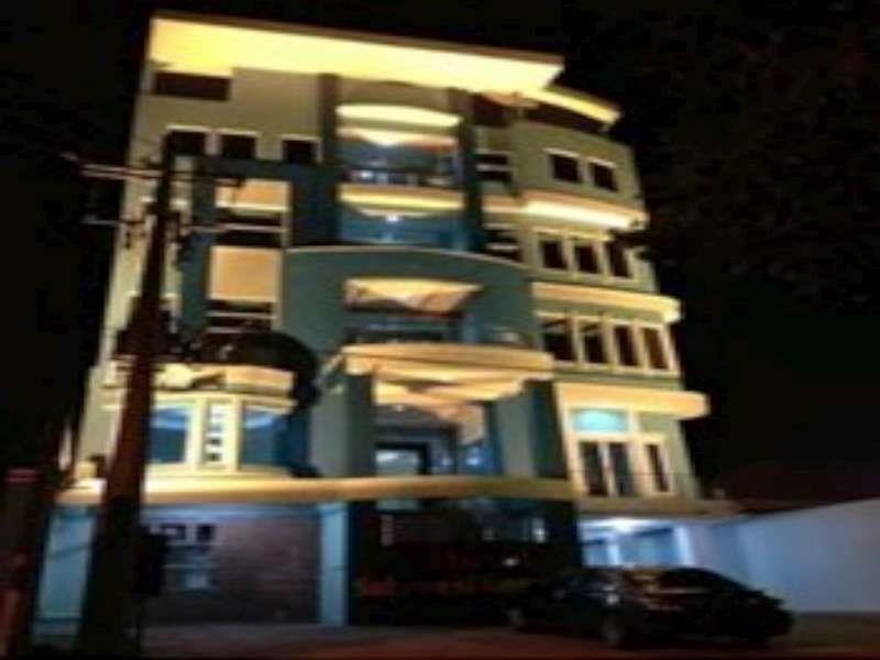 Hotel Sulawesi Gorontalo Surabaya Bagian luar foto